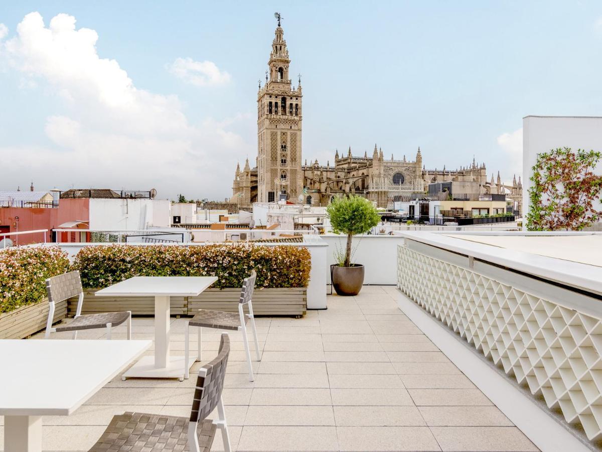 numa I Molina Apartments Sevilla Exterior foto